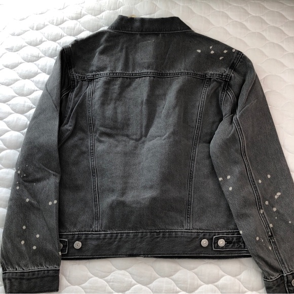 Levis NEW Women Trucker Happy Accident Jacket Size Medium Color Black - pockets - Picture 7 of 9